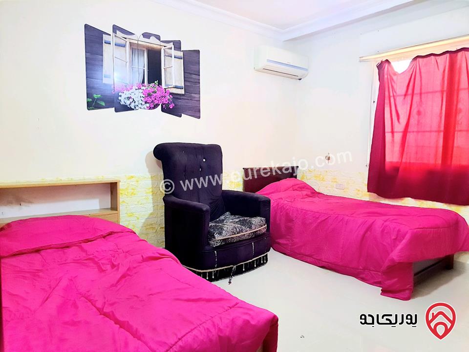 شقة مفروشة أرضية مساحة 150م للايجار في اربد - حي الراهبات 