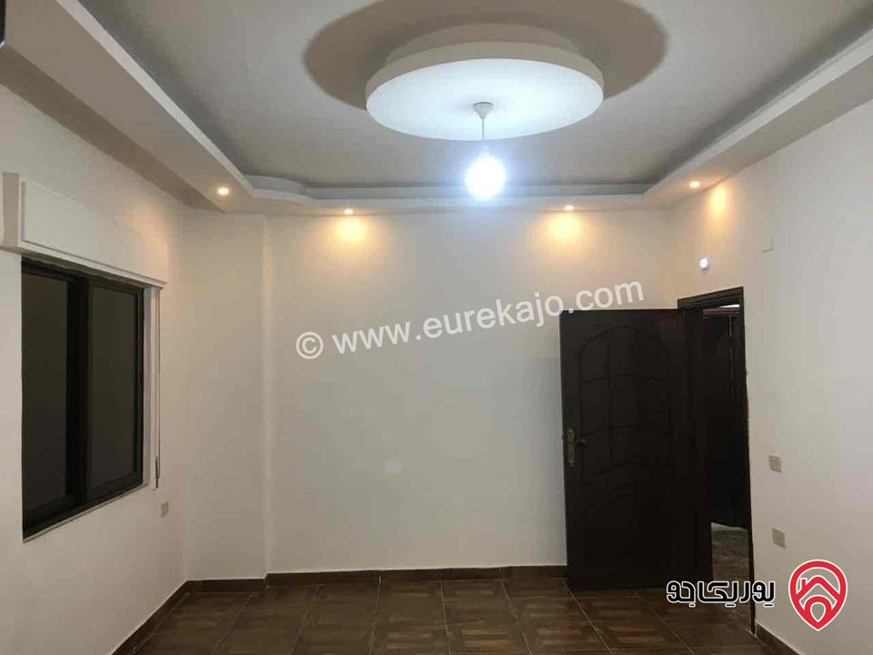 شقة طابق ثالث مساحة 160م للايجار في عمان - جبل عمان 