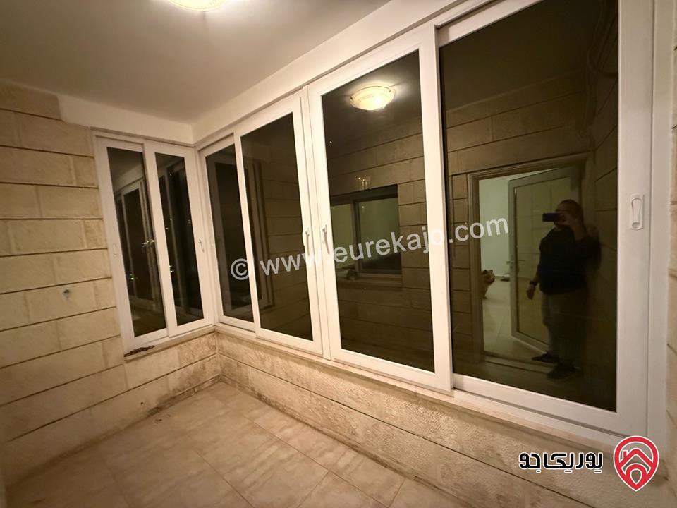 شقة مساحة 170م طابق ثاني مع مصعد عمارة هادئة عائلات للإيجار  في عمان - دير غبار