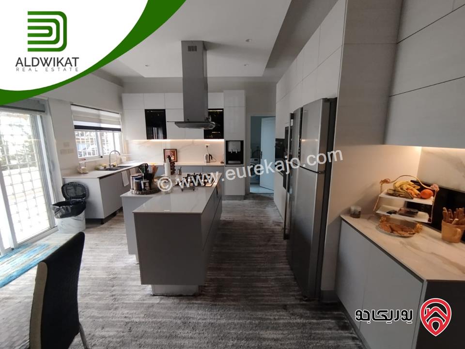 فيلا مساحة البناء 400م ومساحة الارض 430م ومساحة الحديقة 200م للايجار في عمان - ام السماق