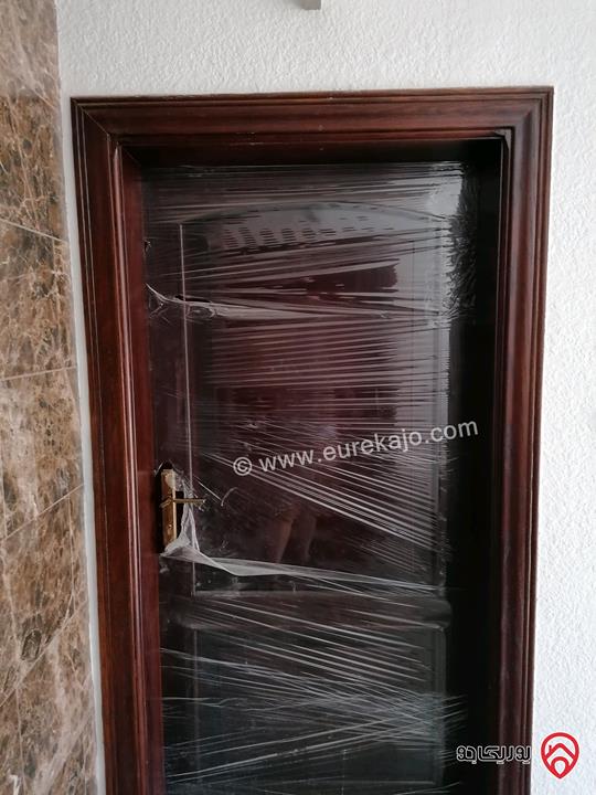 شقتين بناء حديث لم تسكنا مساحة 218م طابق أول للبيع في عمان - ضاحية النخيل (خربة سكا) 