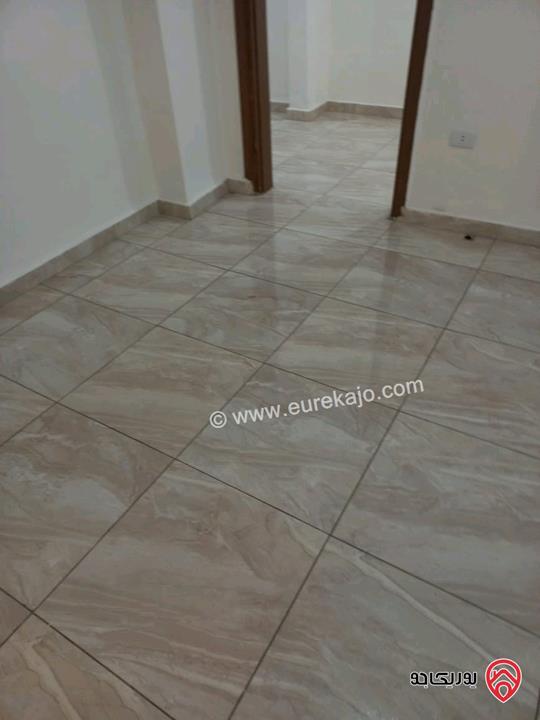 شقة أرضية مساحة 156م داخلي و 50م خارجي للايجار في عمان - تلاع العلي 