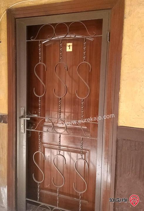 عمارة على أرض 320م للبيع في الزرقاء - ضاحية الأميرة هيا