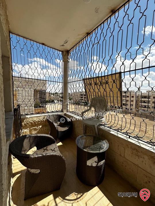 شقة طابق ثالث مساحة 150م للبيع في اربد - الحي الشرقي خلف مصادر التعلم (عمارة الزعبي)