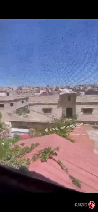 بيت مساحة 240م على ارض 457م للبيع في الرصيفة حي الرشيد بسعر لقطة