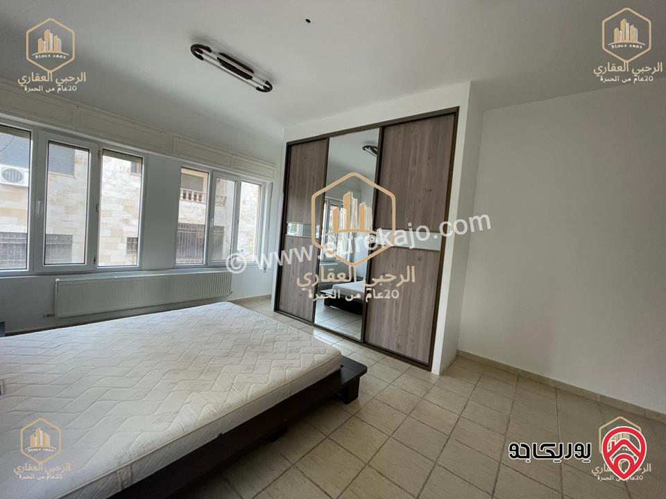 شقة أرضية مساحة 335م للإيجار الفارغ في عمان - ام السماق