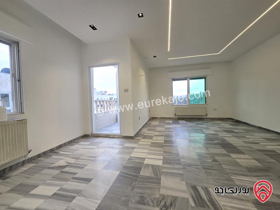 شقة مساحة 180م طابق ثالث للبيع في عمان - دير غبار خلف مدارس فيلادلفيا