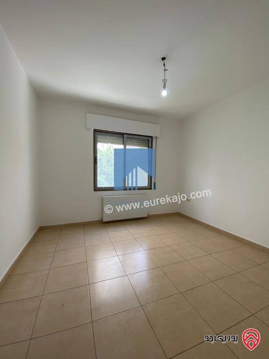 شقة طابق اول 180م تشطيب سوبر ديلوكس للبيع في عمان - الرابية