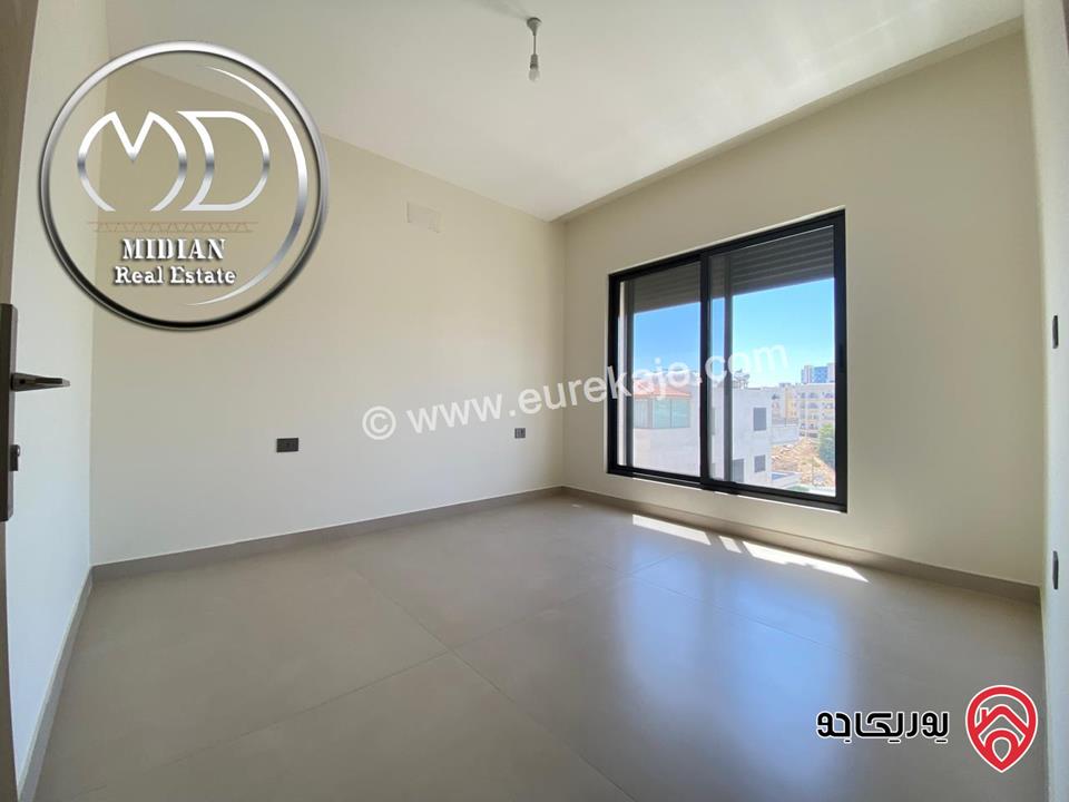 شقق ارضي و شبه أرضي جديدة للبيع في عمان - دير غبار مساحات 150م مع تراسات و حدائق تشطيبات ديكورات عصرية فاخرة