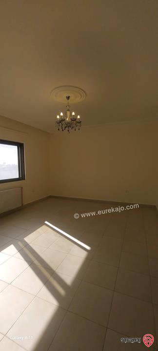 شقة فاخرة مساحة 215م طابق أول للايجار في عمان - خلدا