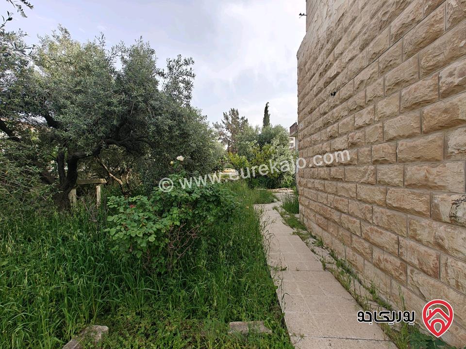 منزل مستقل مساحة 135م على أرض 680م للبيع في اربد