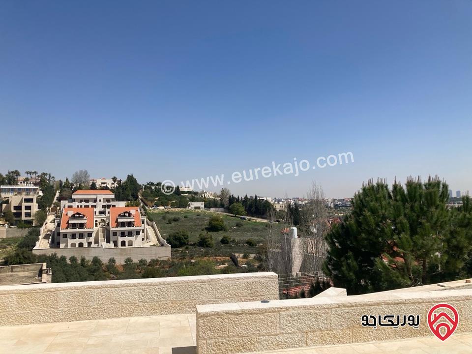 فيلا  مساحة البناء 650م للايجار في عمان - دابوق ضاحية الفردوس داخل كومباوند بسعر لقطة