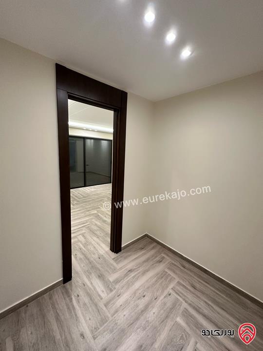 شقة ديلوكس طابقية تسوية ثانية مساحة 223م للبيع في عمان - الياسمين