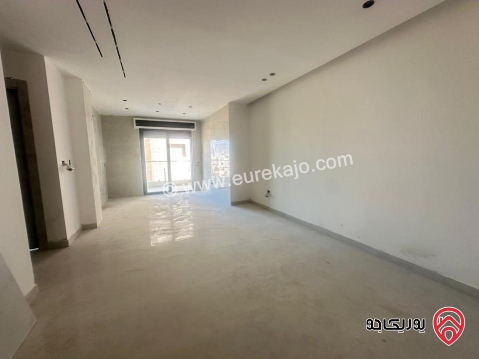 شقة مساحة 100م طابق أول للبيع في عمان - البنيات قرب مدارس الحصاد