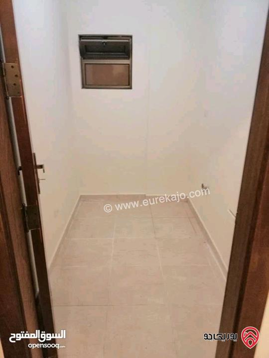 شقة فارغة طابق ثاني مساحة 110م للإيجار في عمان - خلدا 