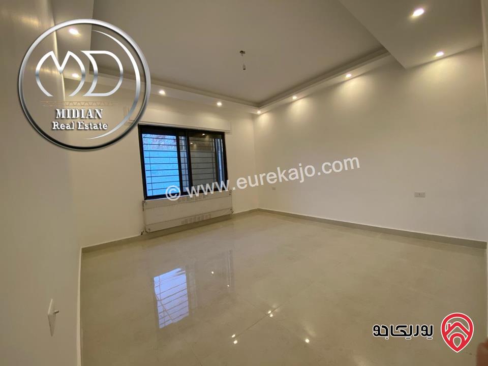 شقق للبيع في عمان - خلدا العوجانية مساحة 240م 4 نوم تشطيبات و ديكورات سوبر ديلوكس جديدة لم تسكن