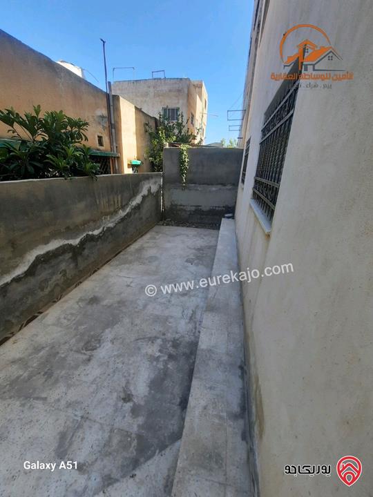 بيت مستقل طابقين والطابق الثاني مشطب بنسبة 60 % للبيع في عمان - ام نوارة