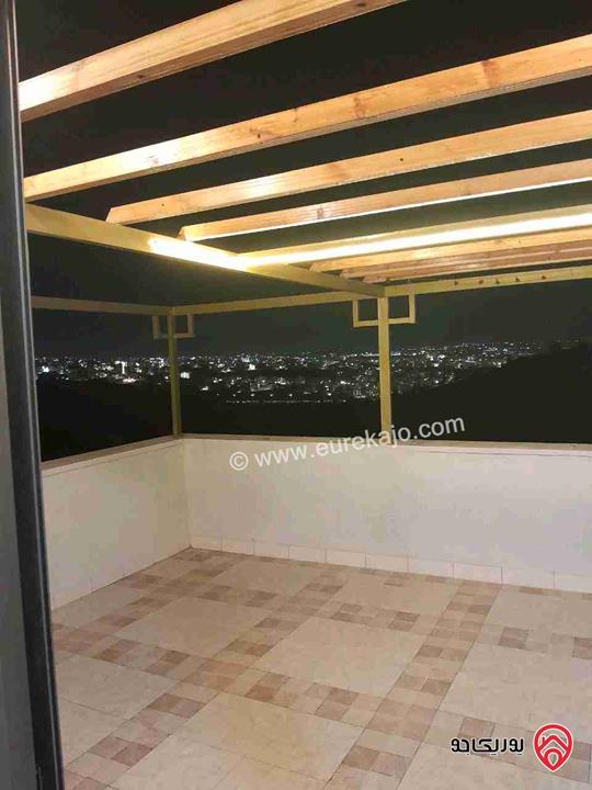 شقة ديلوكس طابق ثالث مساحة 130م مع روف مساحة 75م للبيع في عمان - المدينة الرياضية 