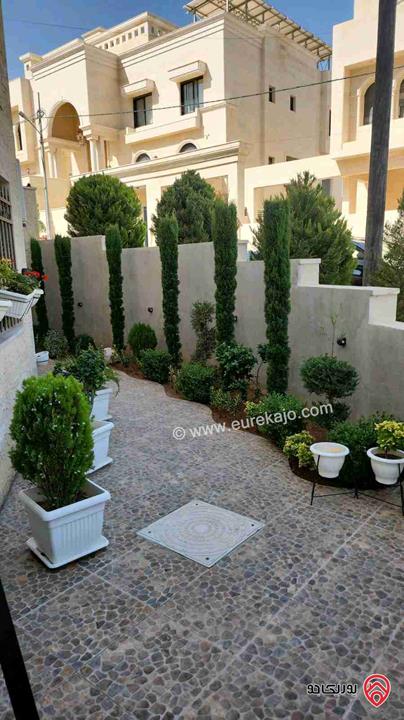 شقة أرضية مساحة 149م داخلي و 70م للبيع في عمان - ابو نصير