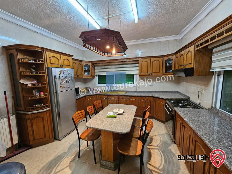 شقة مميزة طابق ثالث 170م تشطيب سوبر ديلوكس للبيع في عمان - الجاردنز