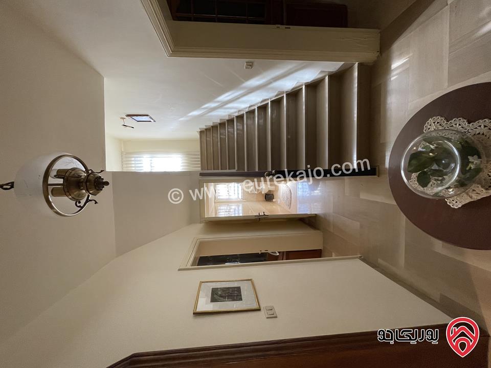 Villa 500 Sqm for Sale in Amman - Dabouq