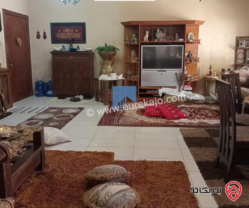 شقة أرضية مساحة 130م مع حديقة وترسات 140م للبيع في عمان - خلدا