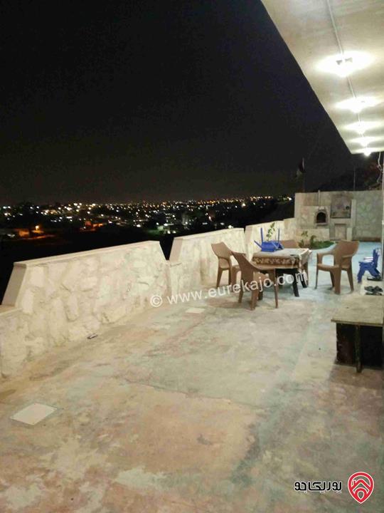 منزل مستقل مساحة الأرض 301م والبناء 120م للبيع في الزرقاء - منطقة جريبا