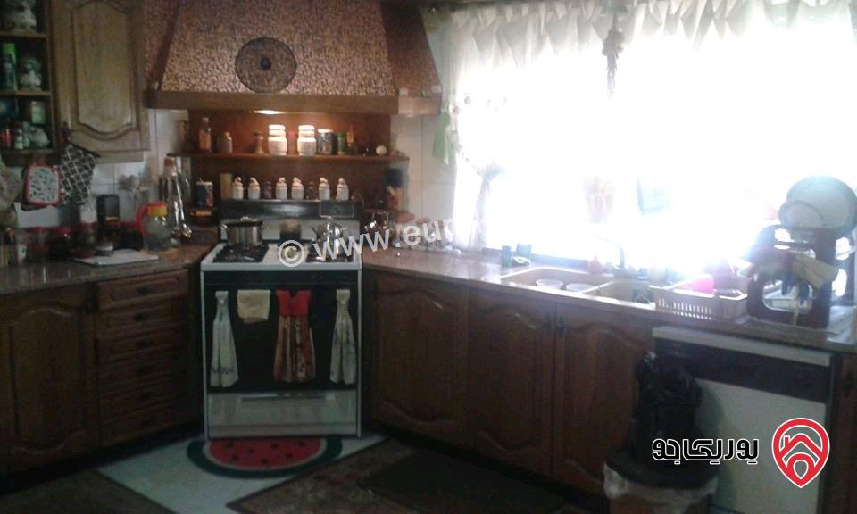 فيلا استثمارية مساحة 627م على ارض 1 دونم و 70م للبيع في عمان - ضاحية الرشيد