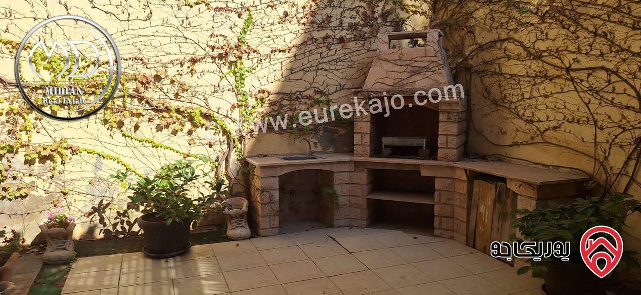 شقة ارضية دوبلكس للبيع في عمان - خلدا مساحة 260م مع ترس و حديقة 200م تشطيبات سوبر ديلوكس بسعر مميز جداً