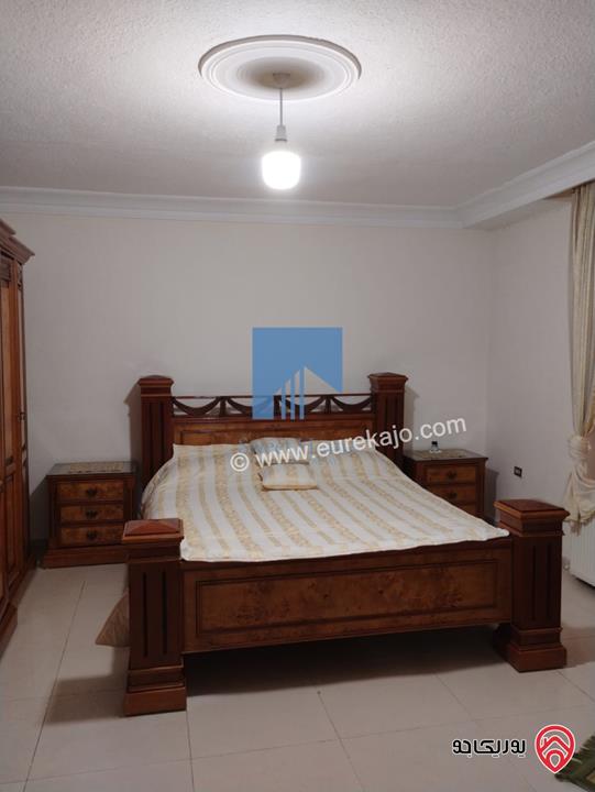 شقة أرضية طابقية مميزة للبيع في عمان - خلدا قرب الموفنبيك ومطعم ورد 207م مع حديقة وترسات 245م