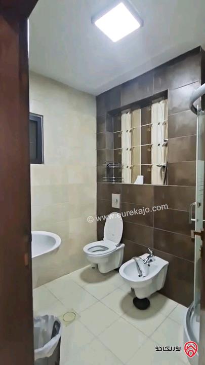 شقة طابقية مساحة 200م للبيع في عمان - ضاحية النخيل 