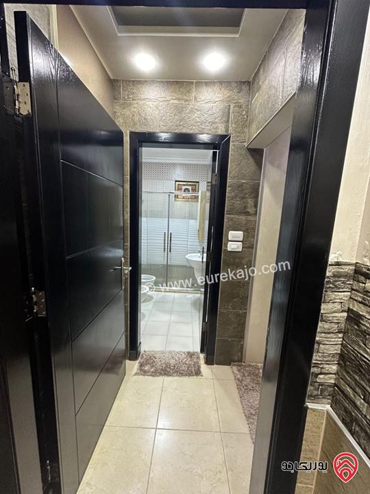 شقة شبه ارضي مساحة 120م داخلي وخارجي 80م للبيع في عمان - شفا بدران