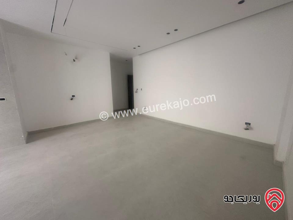 شقة مساحة 100م طابق أول للبيع في عمان - البنيات قرب مدارس الحصاد