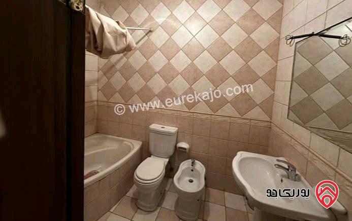 شقة فارغة طابق ثالث مساحة 250م للايجار في عمان - عبدون