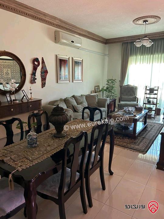 شقة فاخرة مساحة 145م طابق ثاني للبيع في عمان - ضاحية الرشيد قرب مدارس المنهل بسعر مغري جدا 