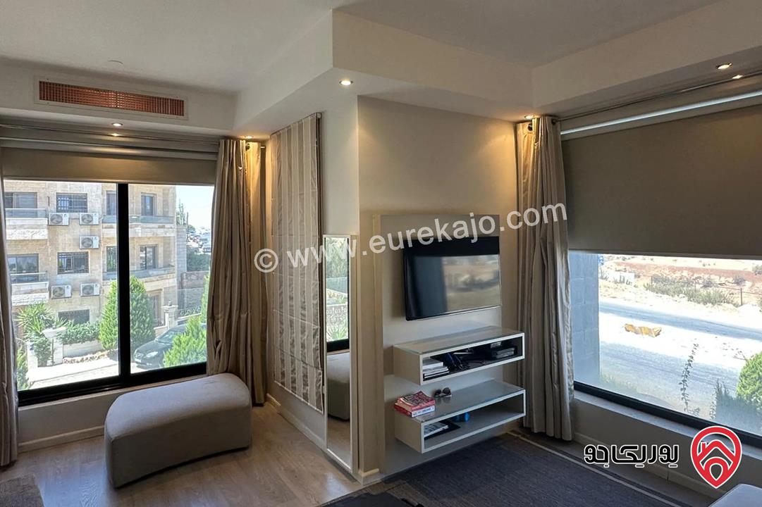 شقة مساحة 300م للبيع في عمان - حي الصحابة