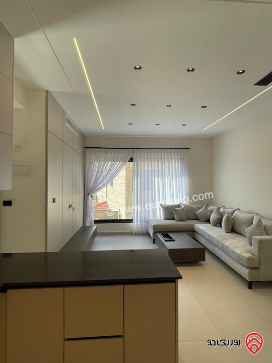 شقة مفروشة جديدة طابق أرضي مساحة 81م للبيع في عمان - الصويفية