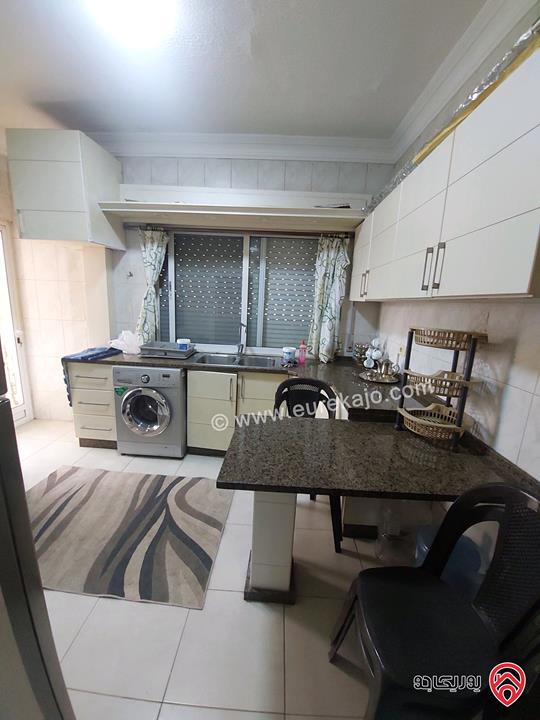 شقة مفروشة طابق ثالث مساحة 120م للبيع في عمان - تلاع العلي