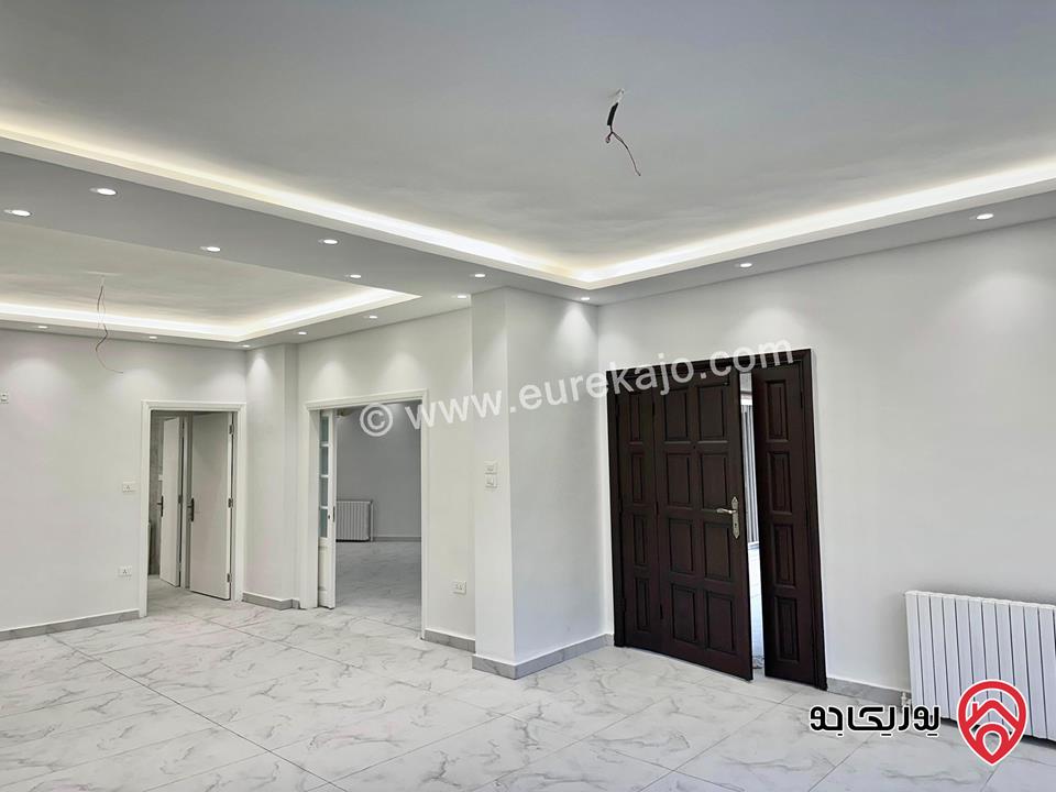 شقة أرضية مساحة 268م داخلي و 160م خارجي للايجار في عمان - ام السماق 