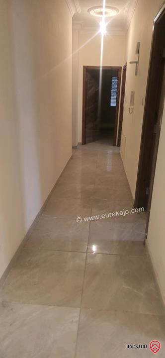 شقة طابق أول مساحة 127م للبيع في عمان - جبل الحسين