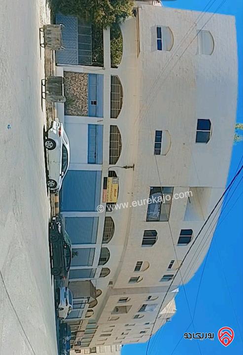 شقة مساحة 250م طابق ثاني للايجار في عمان - مرج الحمام 