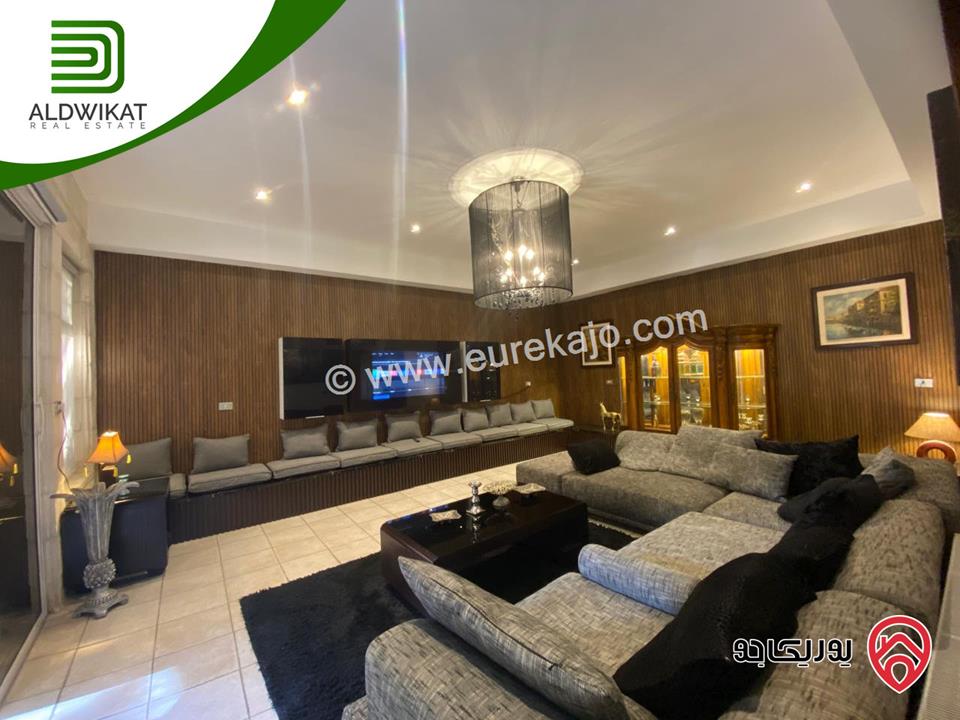 شقة للبيع او للايجار في عمان - الدوار الخامس طابق أرضي مساحة البناء 110م ومساحة الترس 30م