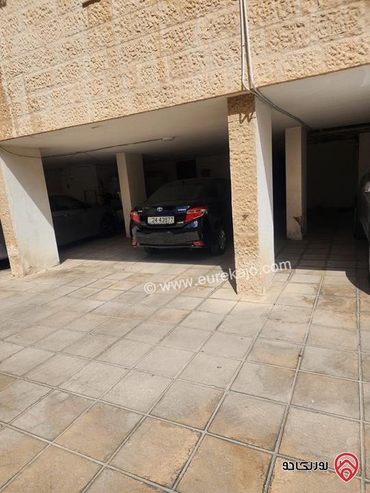 شقة مساحة 140م طابق ثاني للبيع في عمان - الرابية