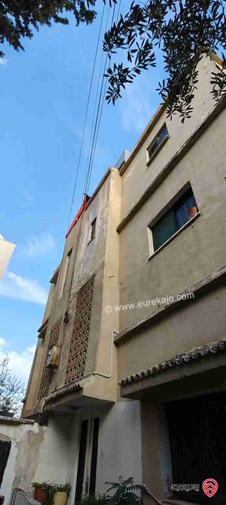 عمارة استثمارية على ارض 307م للبيع في عمان - جبل الحسين بسعر مغري جدا 