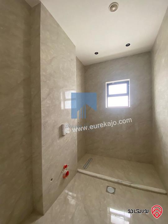 شقة فاخرة طابق ثاني 210م تشطيب سوبر ديلوكس للبيع في عمان - تلاع العلي