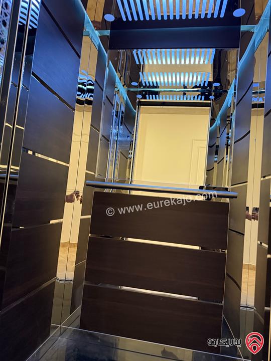 شقة مساحة 150م طابق أول للبيع في عمان - الجبيهة خلف ديوان آل الصمادي 