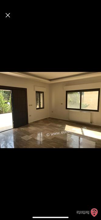 شقة ديلوكس طابق ارضي مساحة 190م داخلي و 50م خارجي للايجار في عمان - تلاع العلي 