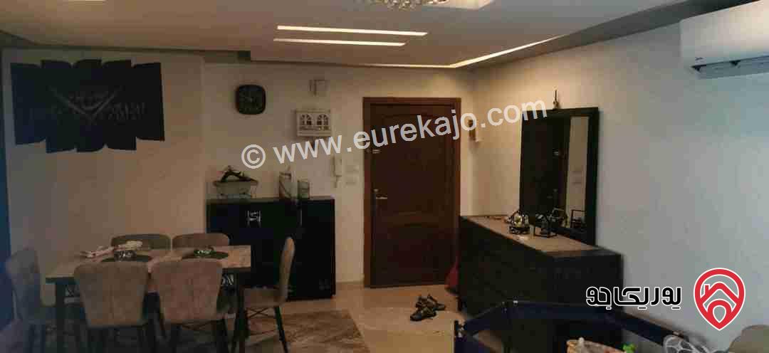 شقة سوبر ديلوكس مجددة بالكامل مساحة 92م طابق ثاني للبيع في عمان - الصويفية 