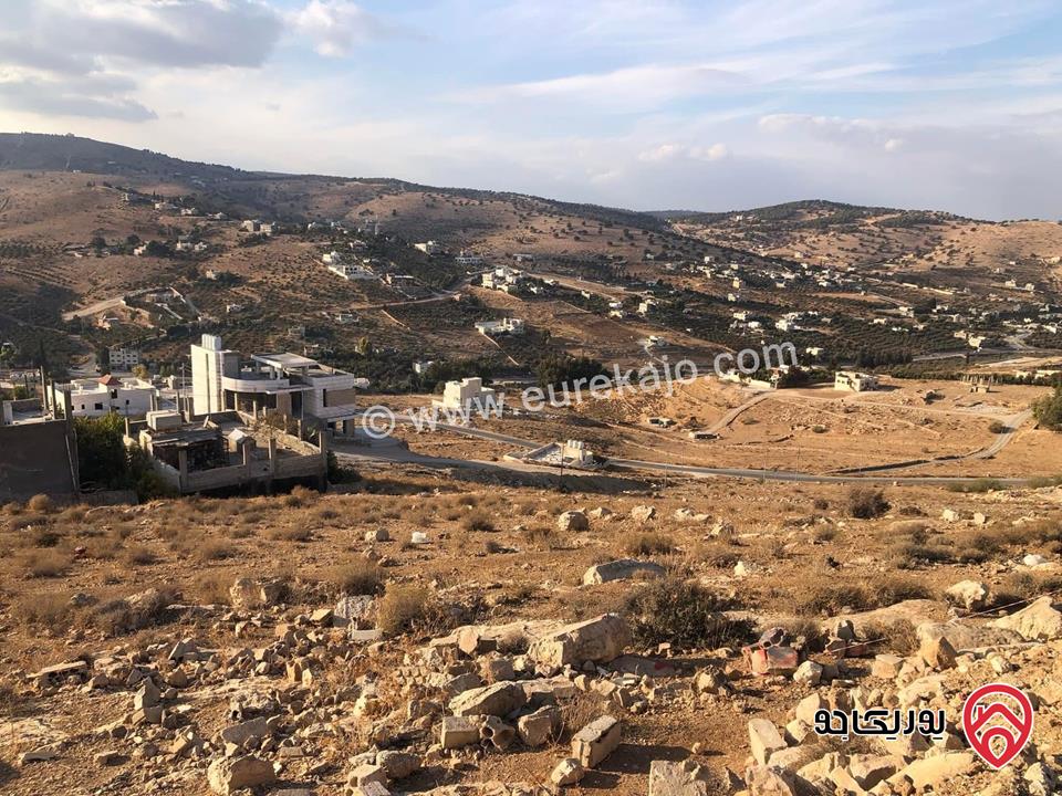 قطعة أرض مساحة 482م للبيع في الزرقاء - بيرين بالقرب من شفا بدران خلف مسجد ذيب