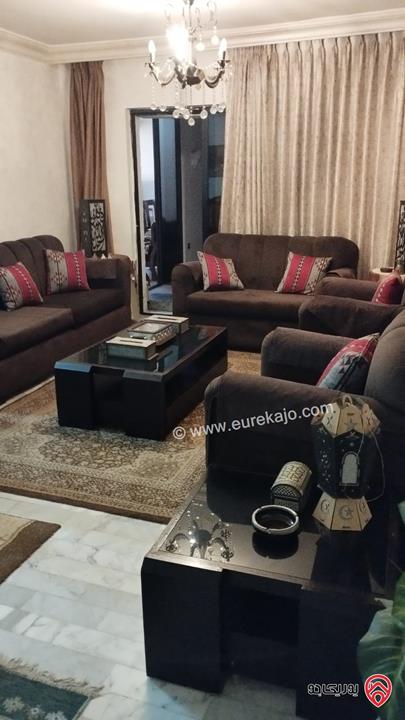 شقة شبه أرضية مساحة 120م داخلي و 100م خارجي للبيع في عمان - ضاحية الرشيد